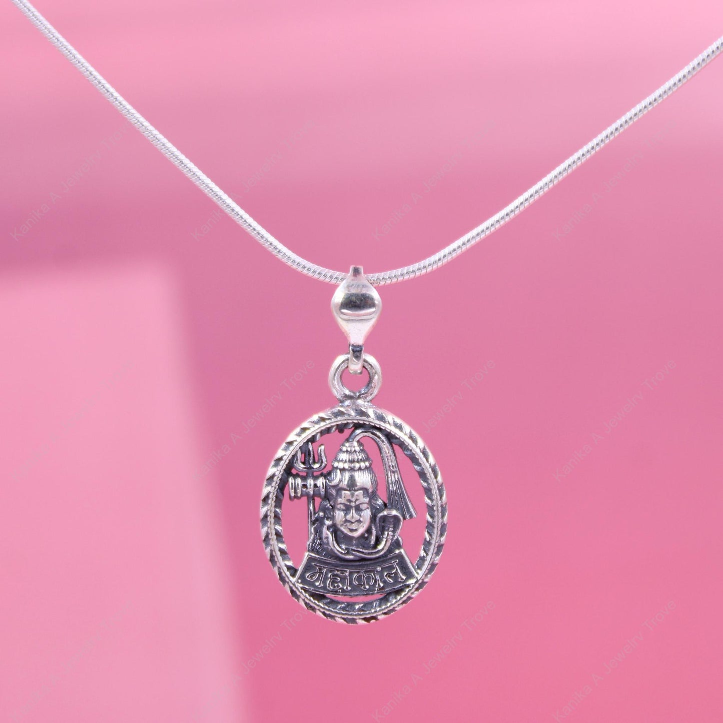 Exquisite Silver Lord Shiva Pendant Necklace - Spiritual Jewelry Gift
