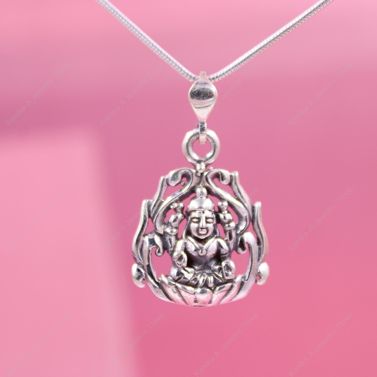 Elegant guardian necklace designed for peace and style