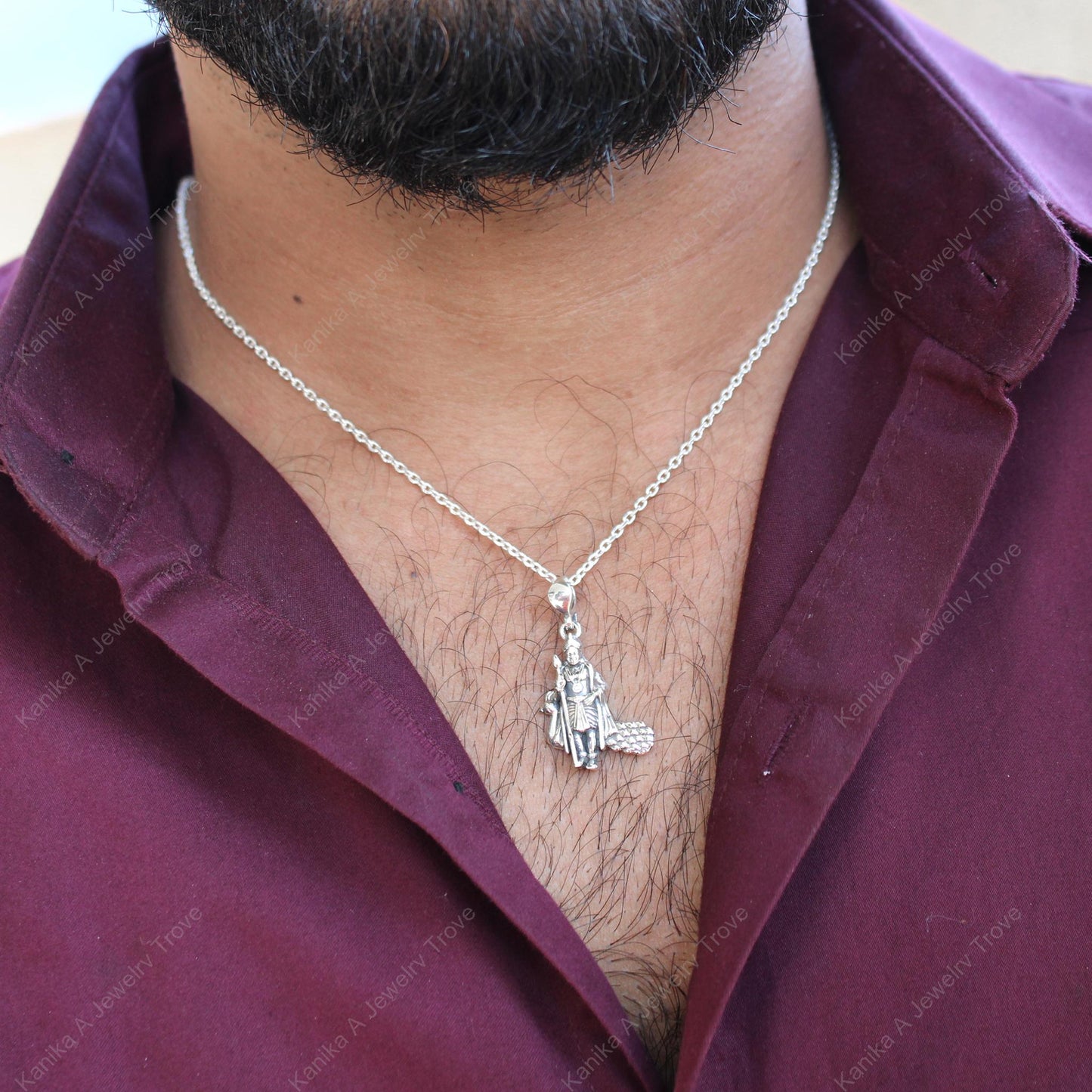 Elegant Silver Murugan Bhagwan Pendant - Spiritual Necklace for Serenity