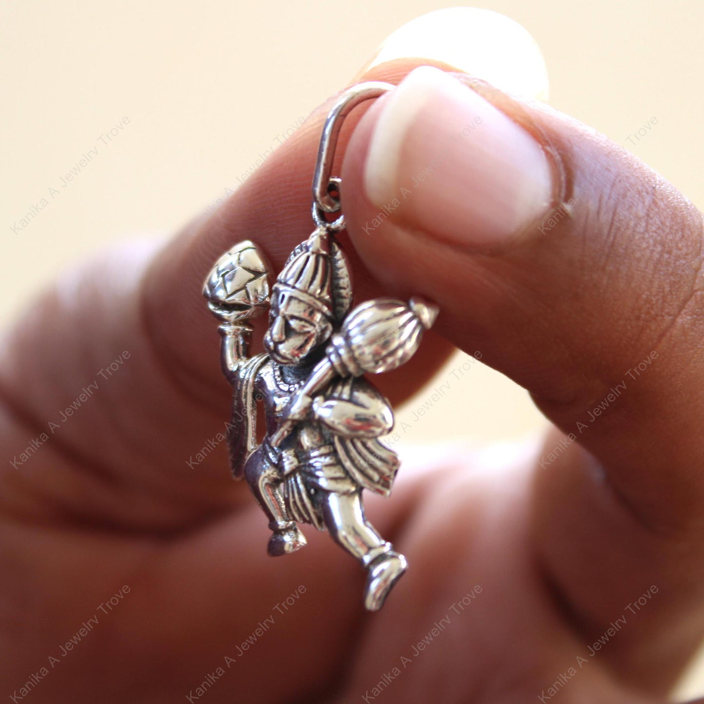 Elegant Silver Hanuman Necklace - Spiritual Jewelry for Serenity