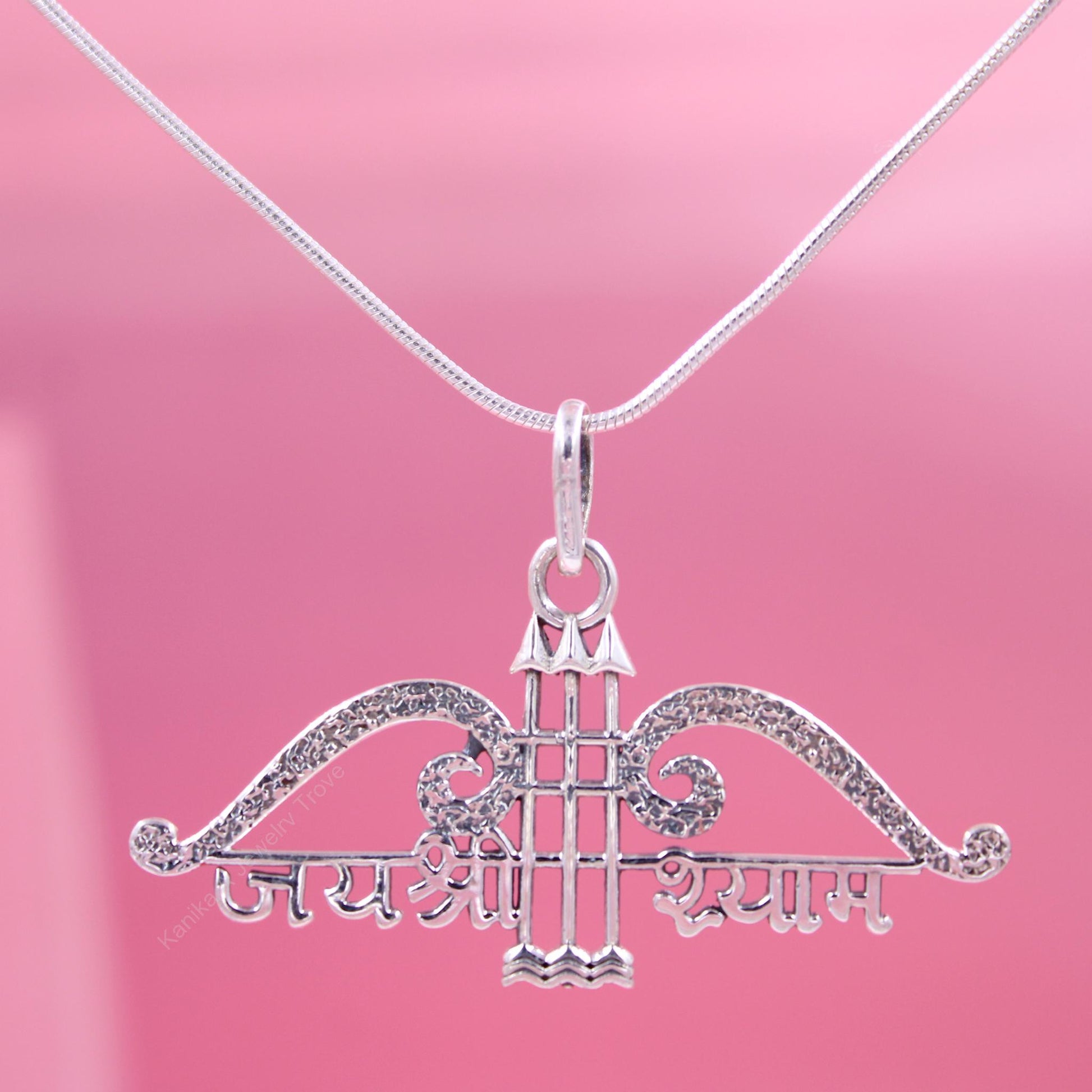 Elegant silver Jai Shree Shyam pendant necklace