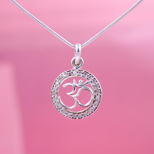 Sparkling silver Om pendant