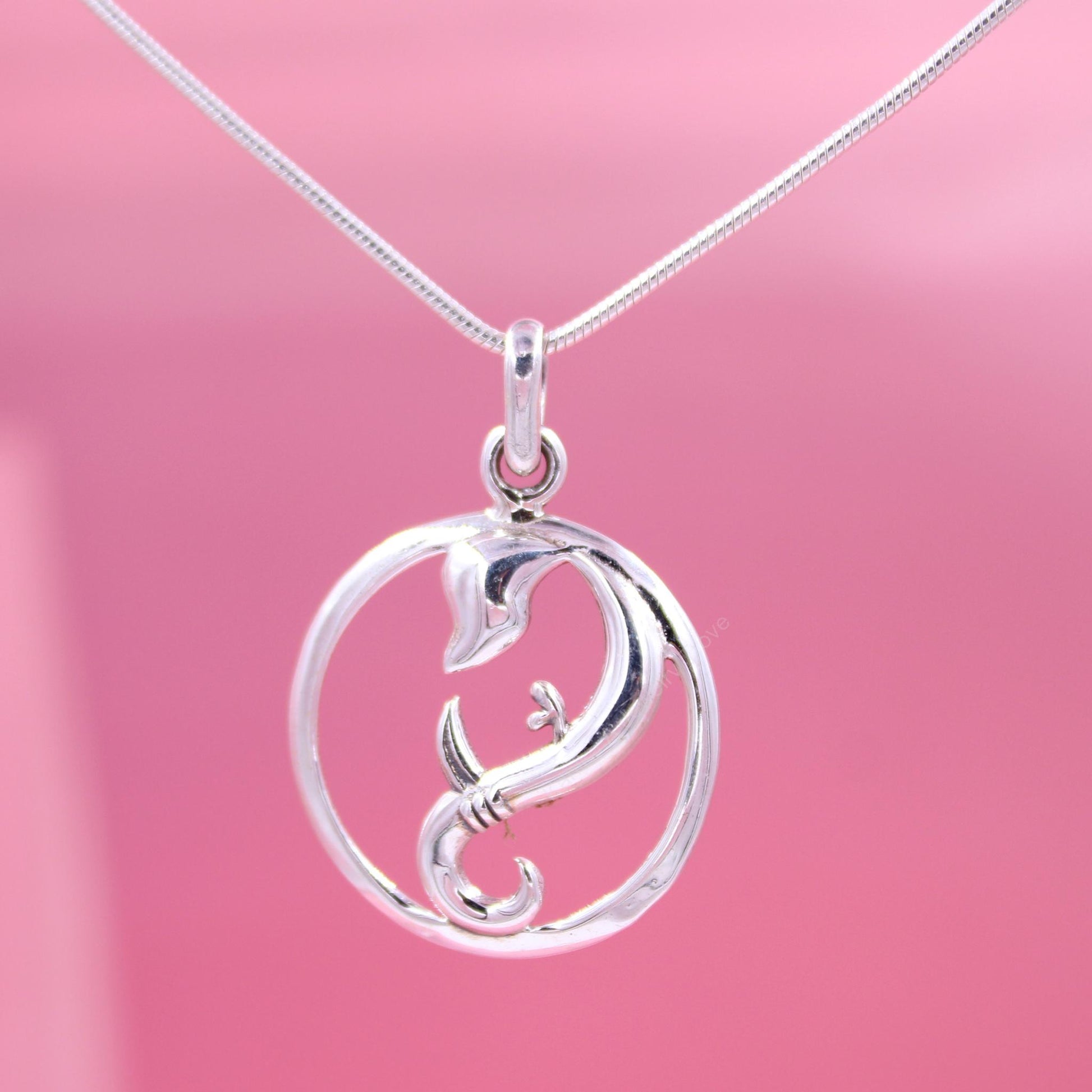 Intricate silver Ganesha God pendant necklace