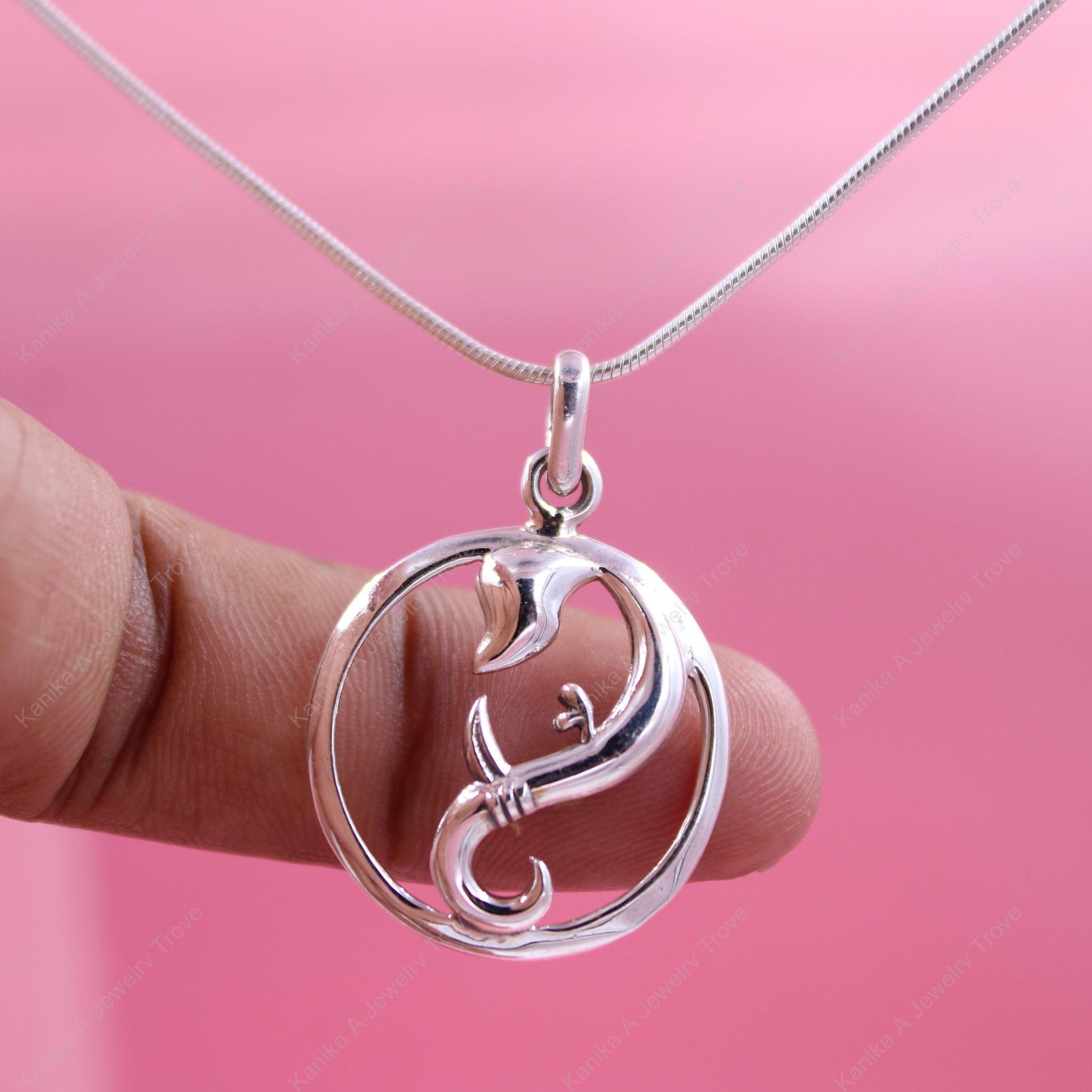 Delicate Ganesha God design silver pendant