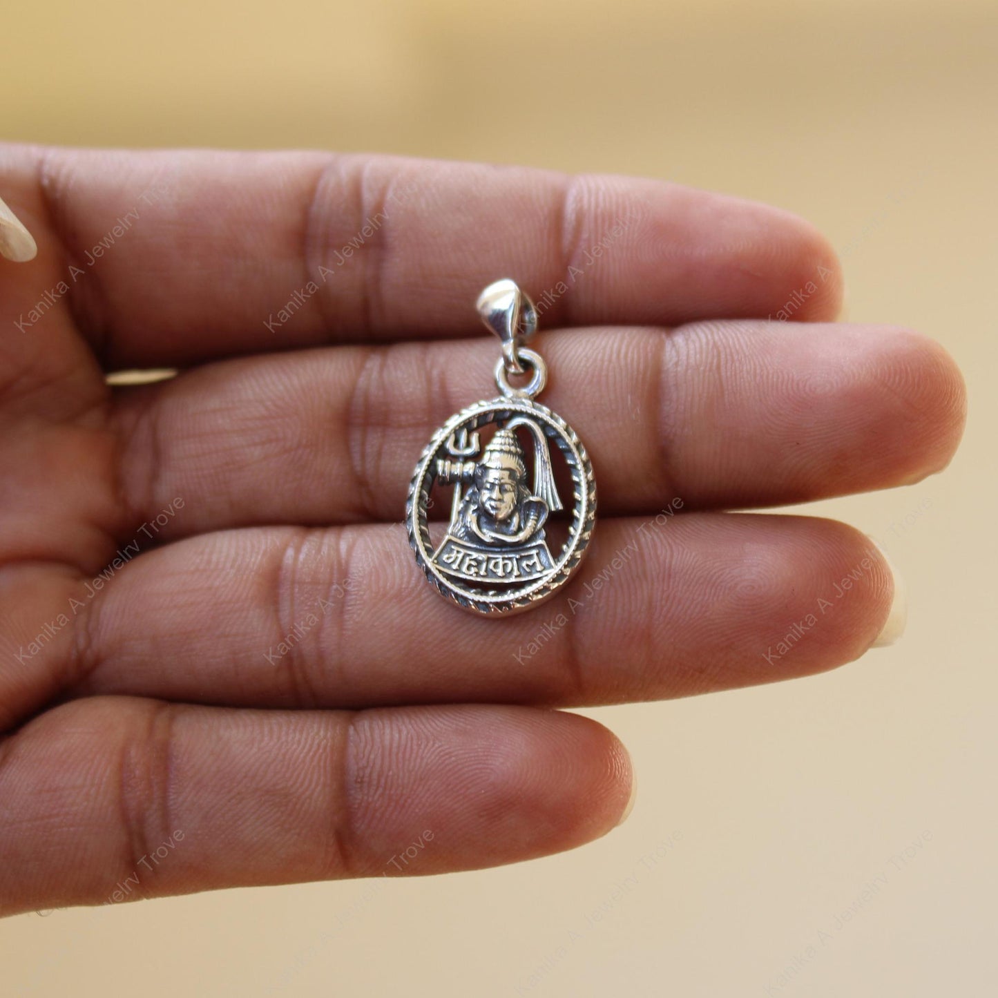 Exquisite Silver Lord Shiva Pendant Necklace - Spiritual Jewelry Gift