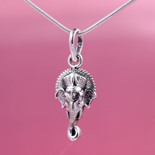 Silver Ganesh pendant necklace for festive wear